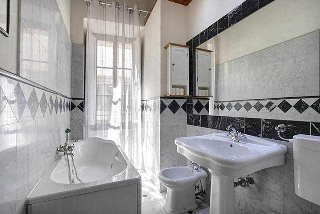 Panzani Rustico Vicino Santa Maria Novella Apartment Florence Luaran gambar